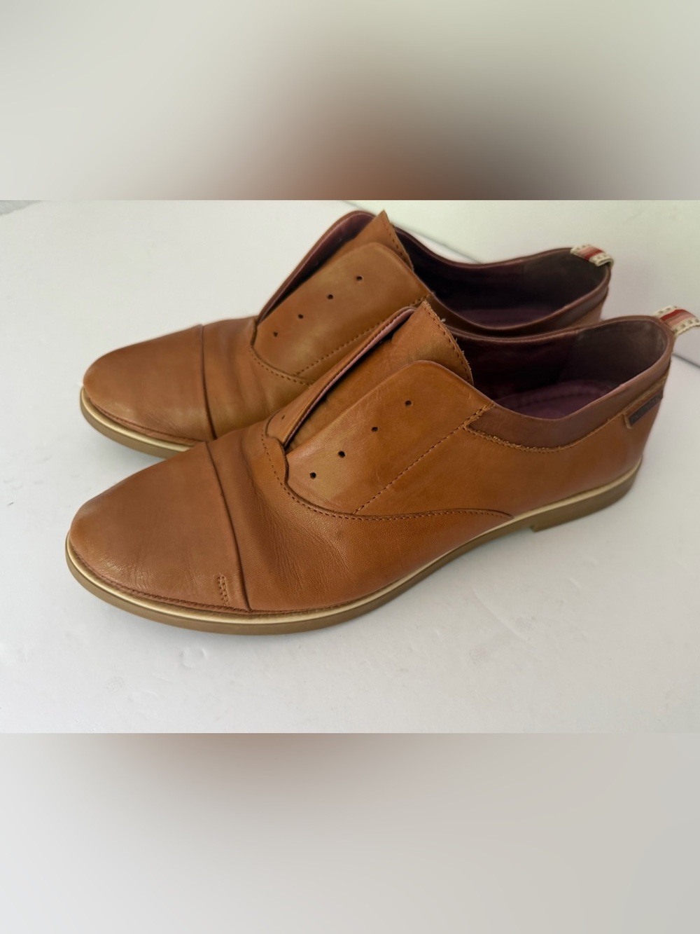 Women’s Pikolinos Pyrgos Laceless Oxford Shoes Brown Size 8.5